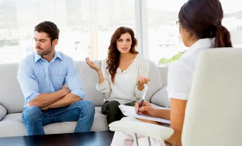 Family Mediation or Family Therapy: Which One Suits You?