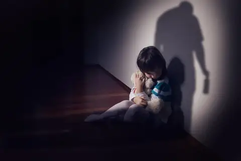 Met a Child Of an Alcoholic? Here’s How You Can Help