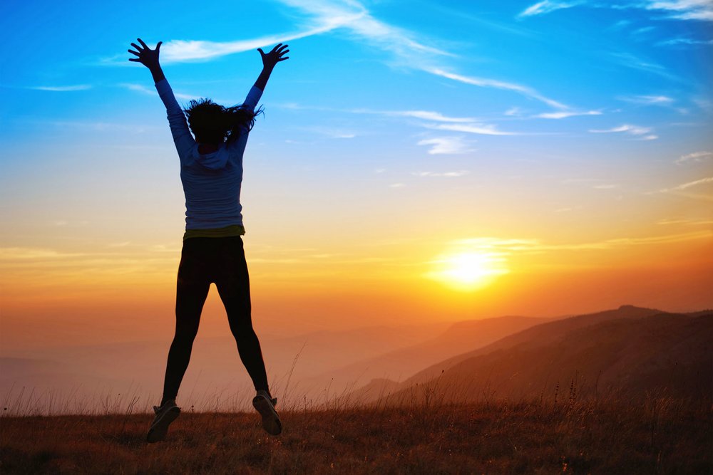 Фото против солнца. Happy things. Victory image. Clean and Sober.